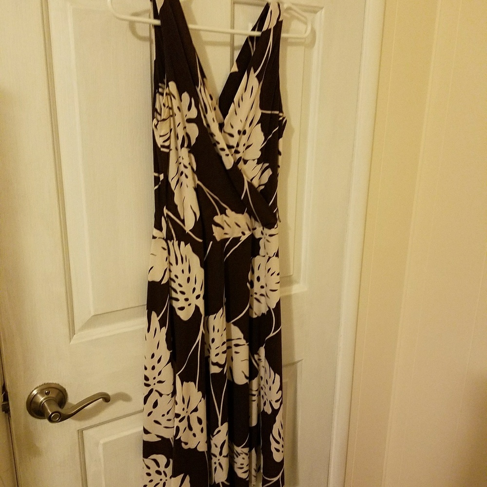 B. DARLIN FLORAL PRINT SUMMER DRESS